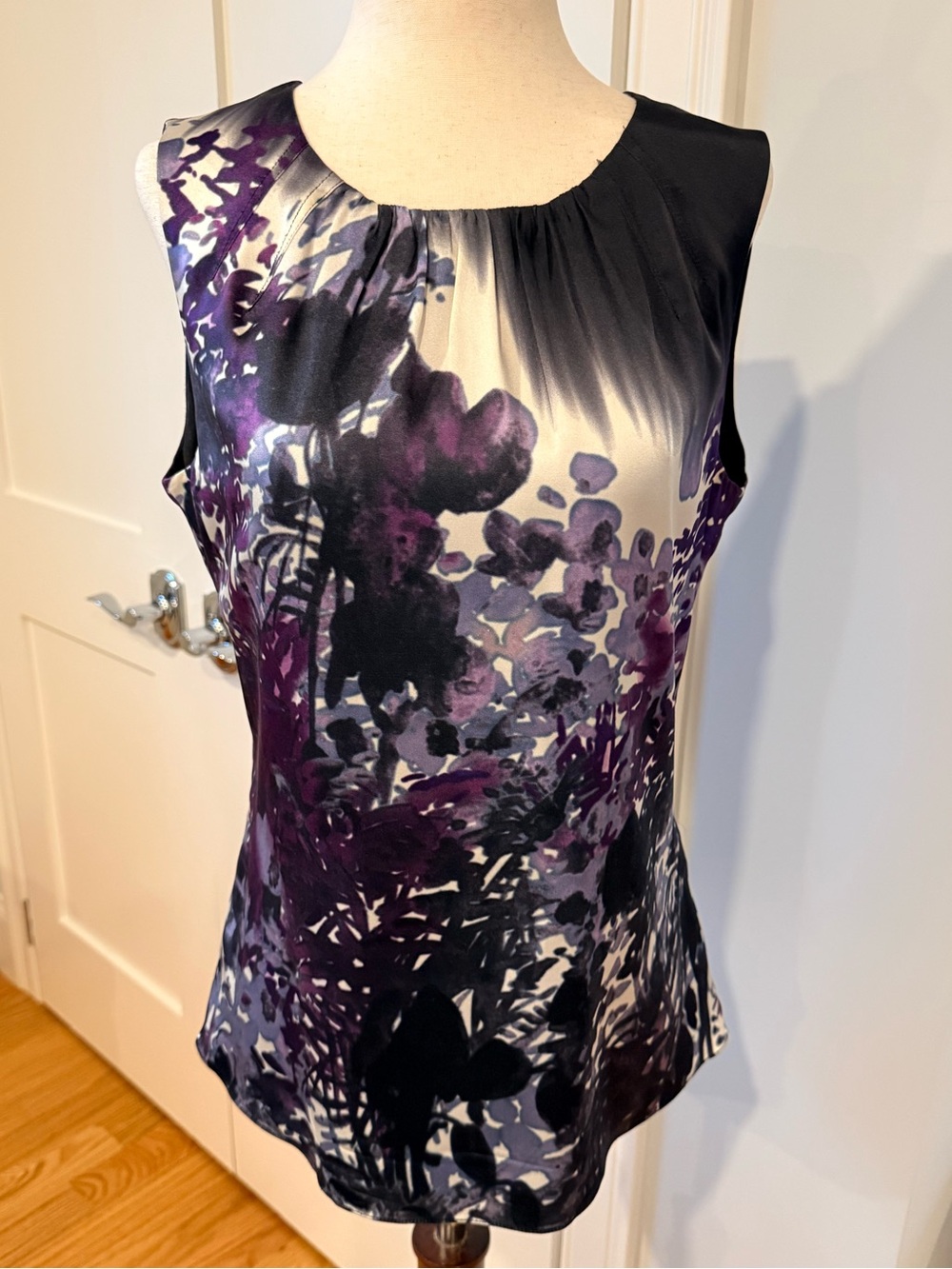 Elie Tahari Silk Purple and Black Floral Shell Top